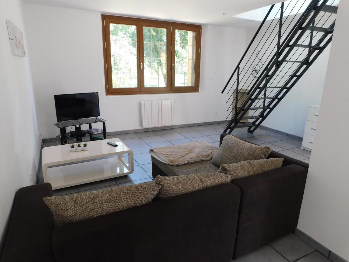 Bienvenue Chez Nous Apartment Fontenay-sur-Eure ภายนอก รูปภาพ